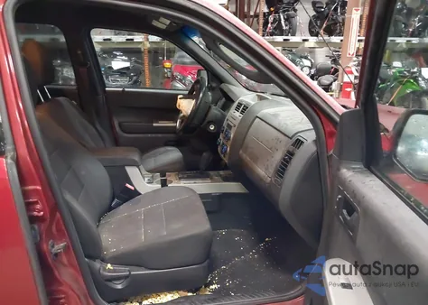 2012 Ford Escape Xlt from USA, damaged, VIN 1FMCU9D78CKB60466